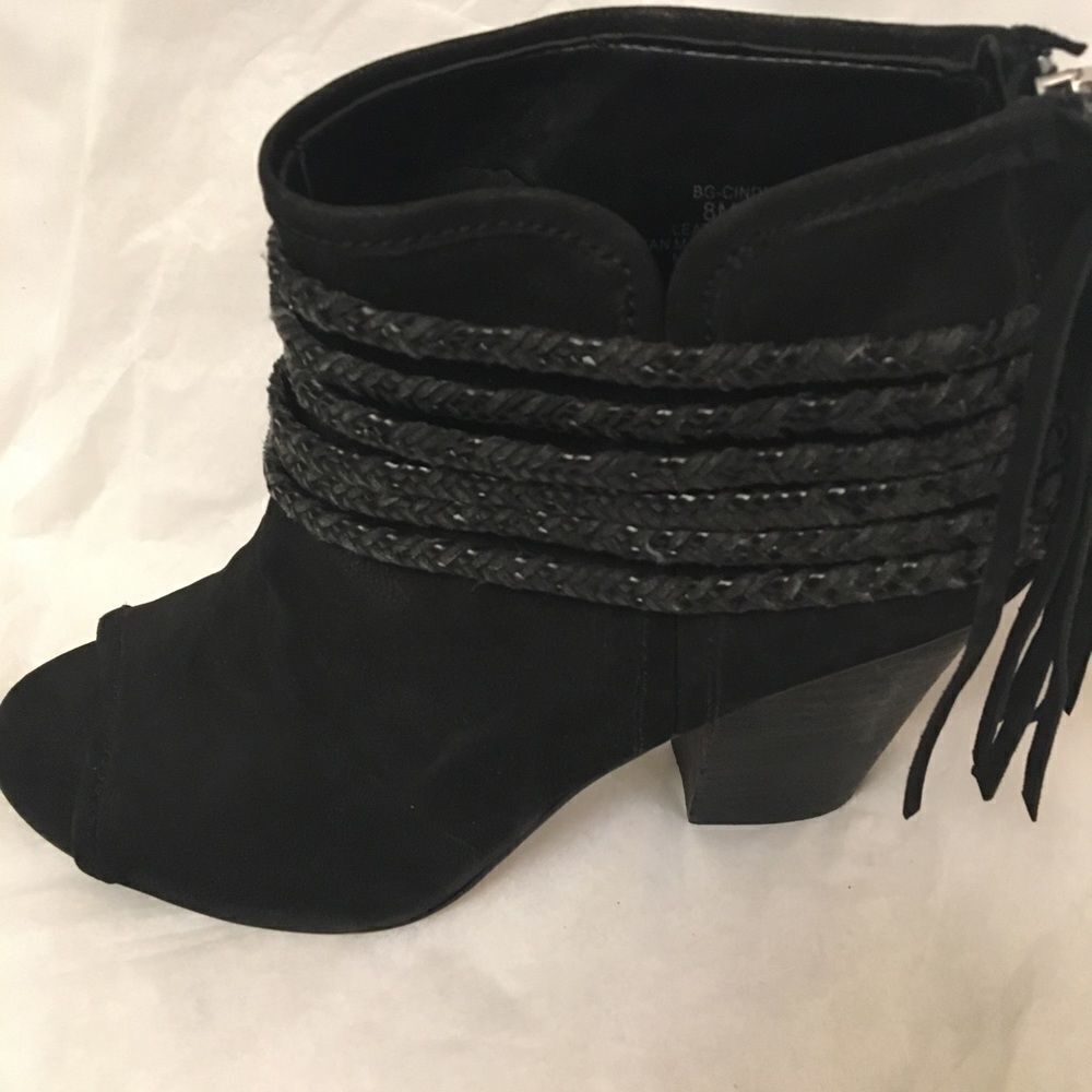 BCBG generation ankle boots open toe fringe back zip braided accents 8M